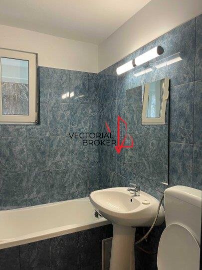 Baba Novac- Parc AL.I.Cuza Apartament 2 camere, parter, balcon, 54mp, renovat,